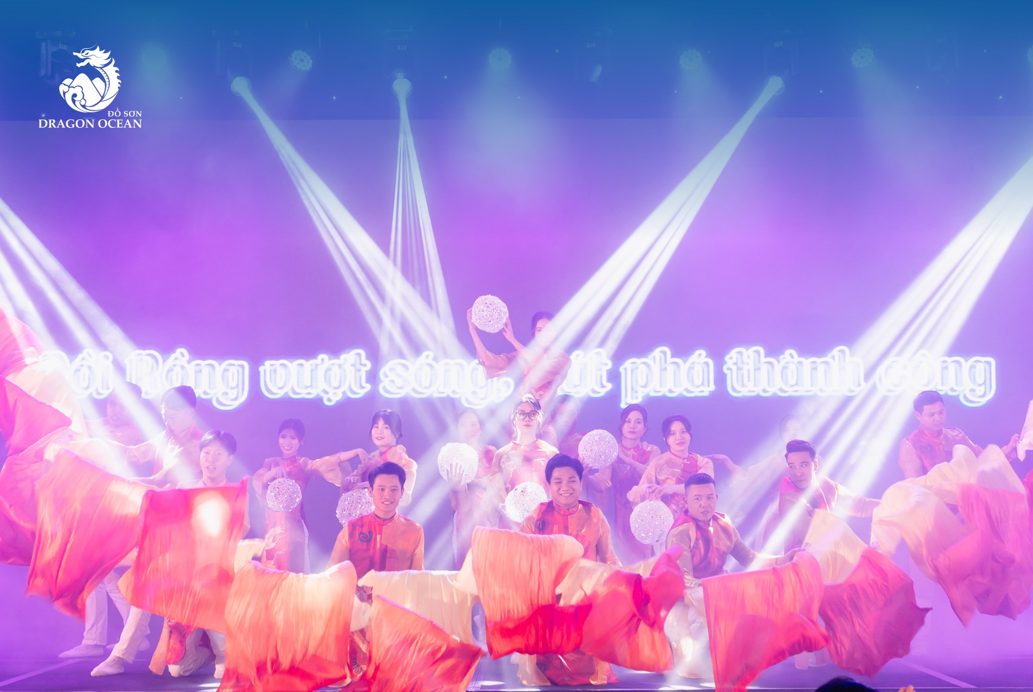 RECAP GALA KỶ NIỆM 15 NĂM & YEAR END PARTY 2024 DRAGON OCEAN ĐỒ SƠN RECAP GALA KỶ NIỆM 15 NĂM & YEAR END PARTY 2024 DRAGON OCEAN ĐỒ SƠN